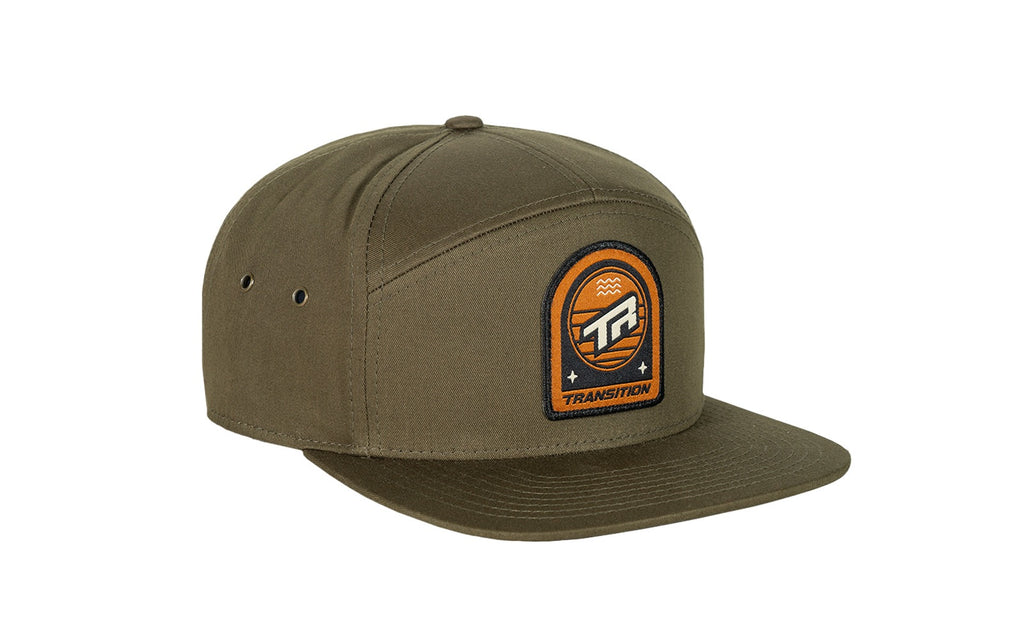 TBC 7 PANEL HAT TR ARCH STONE LOGO (DARK LODEN)